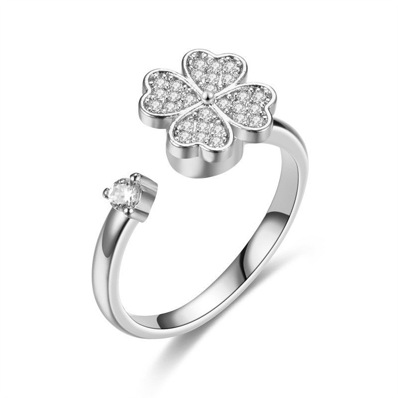 Diamond Clover
